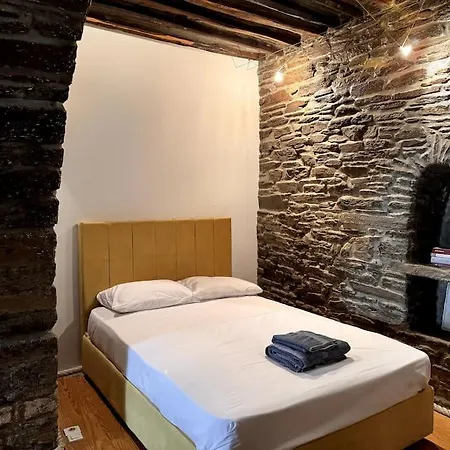 Traditional Bakery House. Apartment Panormos (Tinos)