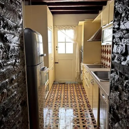 Traditional Bakery House. Apartment *